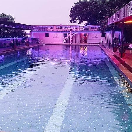 אואגדוגו Hotel Ricardo מראה חיצוני תמונה