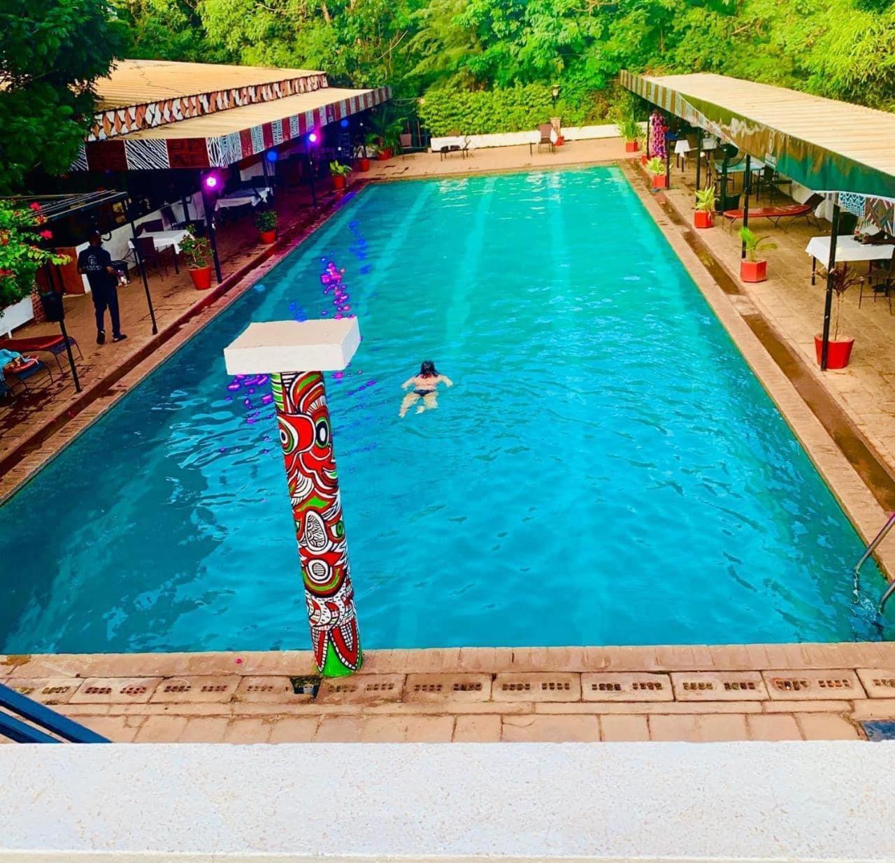אואגדוגו Hotel Ricardo מראה חיצוני תמונה