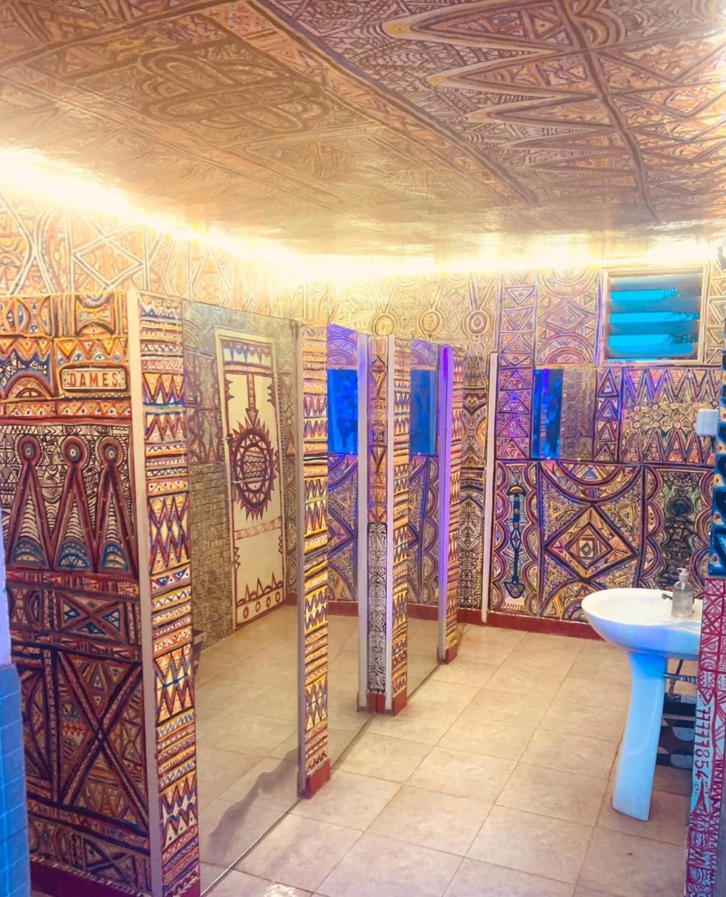 אואגדוגו Hotel Ricardo מראה חיצוני תמונה